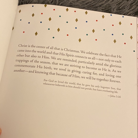 Words Of Christmas book - Picture 5 of 7